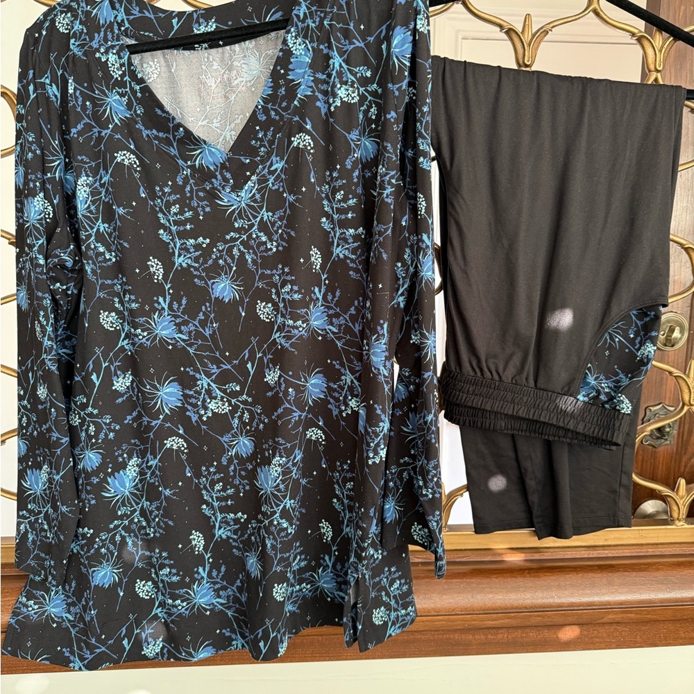 AnyBody Sleep Lush Jersey Printed Tunic 2-piece Set Black Floral 1X